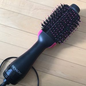 Revlon one-step hair dryer & volumizer